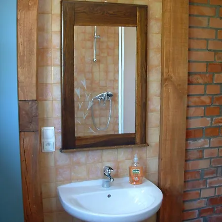 לינה וארוחת בוקר U Idalii